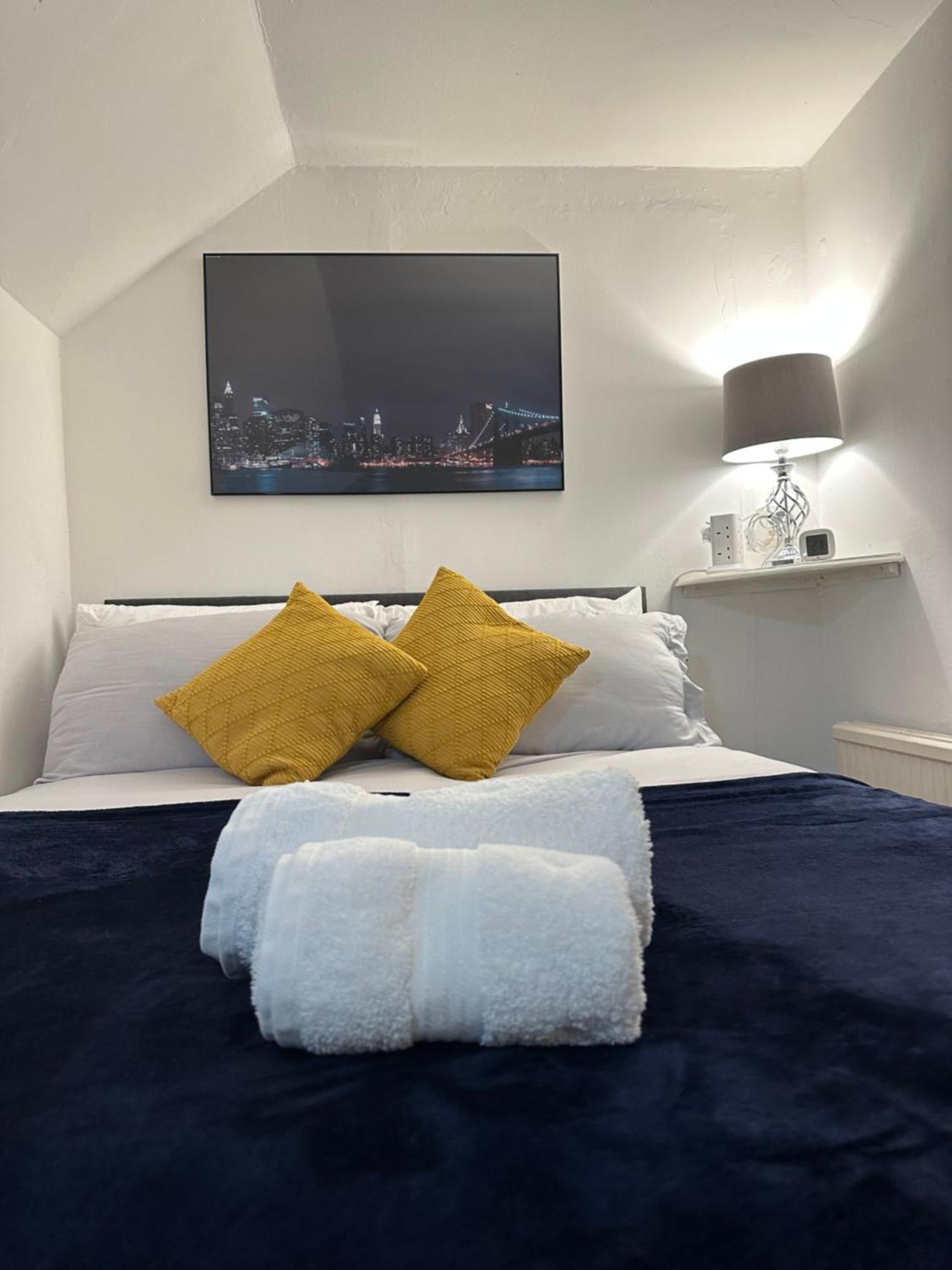 3 Bed Flat With Pool Table Apartment Cambridge  Ngoại thất bức ảnh